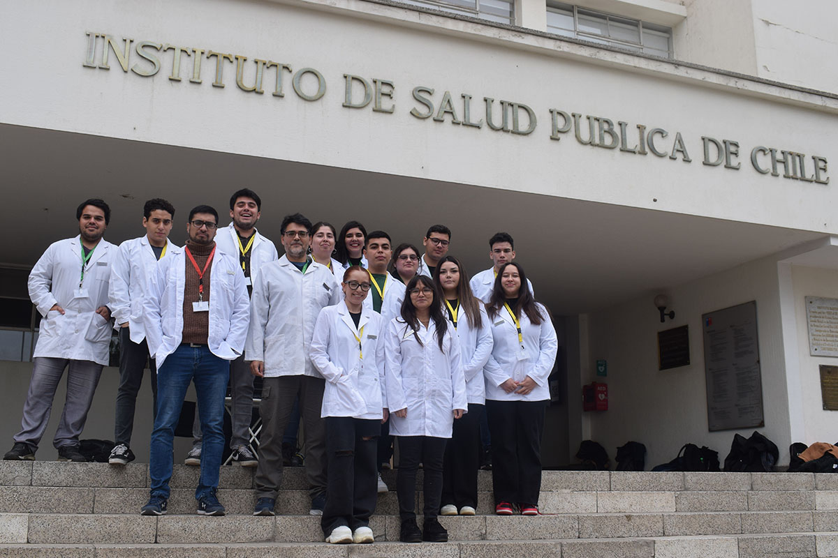 Escuela de Química y Farmacia